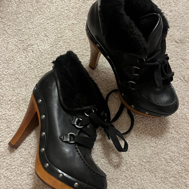 빈티지 게스 퍼 스트랩 레더 스터드 부츠 힐