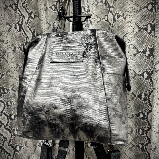 [Y2K] Metallic Washed Backpack