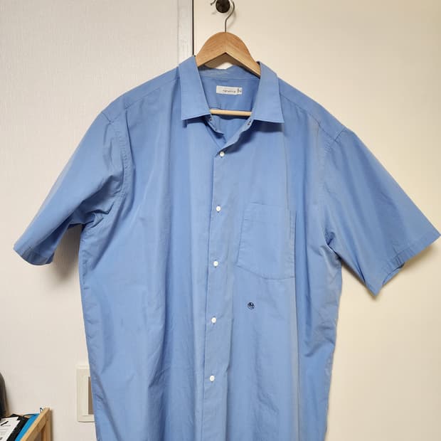 나나미카 레귤러 칼라 윈드 셔츠 SAX XL