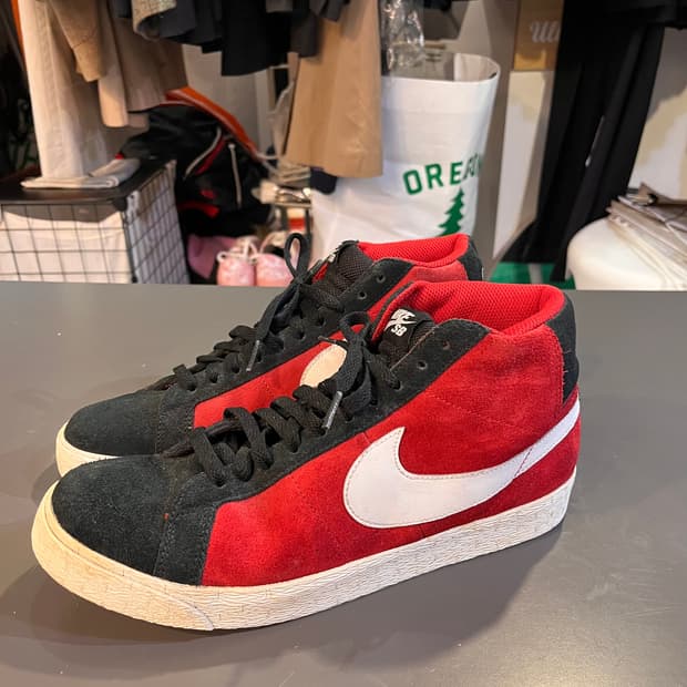 나이키 SB 블레이저 미드 레드 블랙 (275mm) 