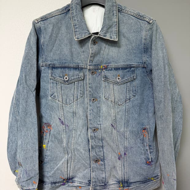 블랙아웃 데님자켓