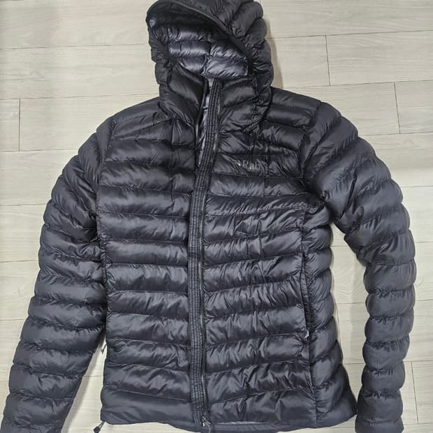 Rab 랩 씨러스 알파인 경량패딩 S사이즈 블랙