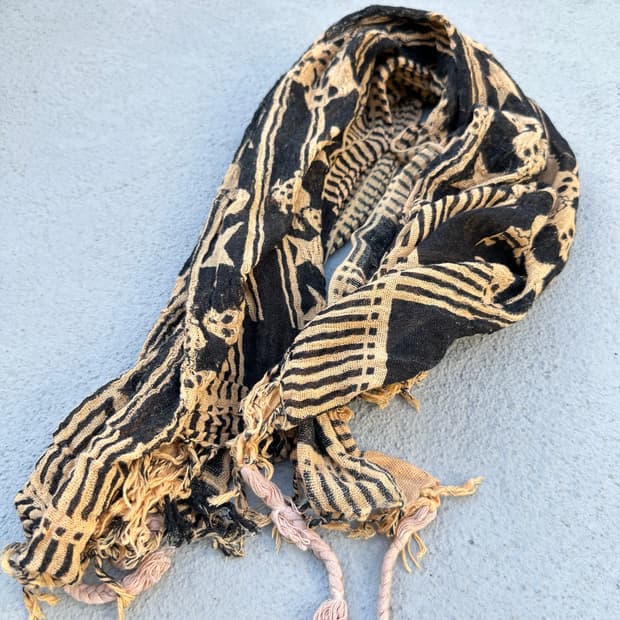 NONE skull scarf