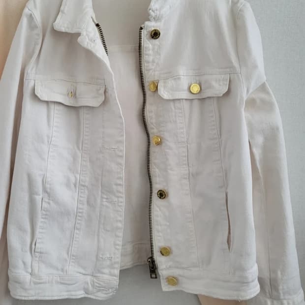 (정품)ZADIG&VOLTAIRE 화이트 데님 자켓 M사이즈 44-66
