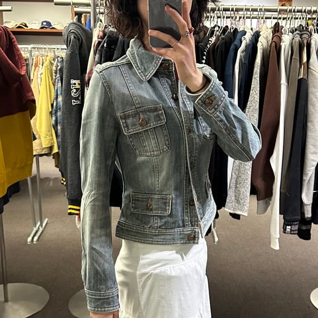 OS)Japanese vintage 여성 워싱 금장 버튼 데님 자켓