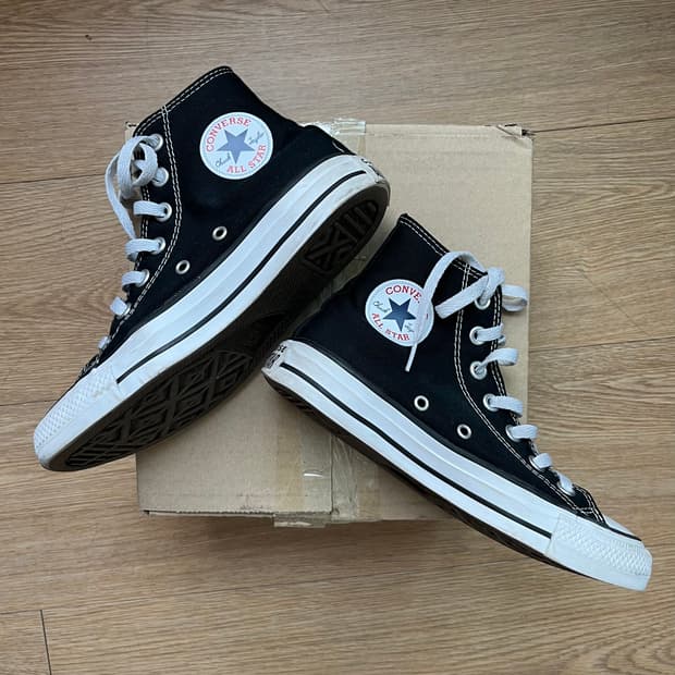 컨버스 척테일러 올스타 하이 블랙 225