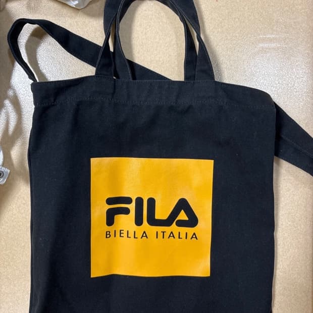 휠라 에코백 검정