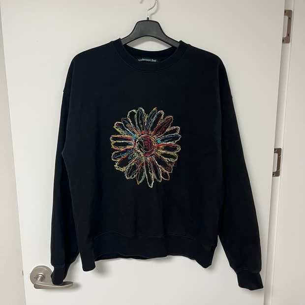 L 앤더슨벨 플라워자수 맨투맨