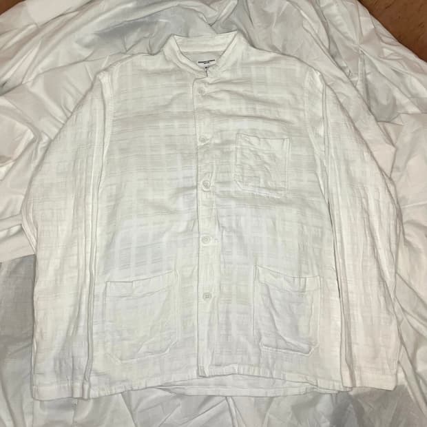 엔지니어드 가먼츠 화이트 토널 시어서커 체크 밴드 칼라 셔츠