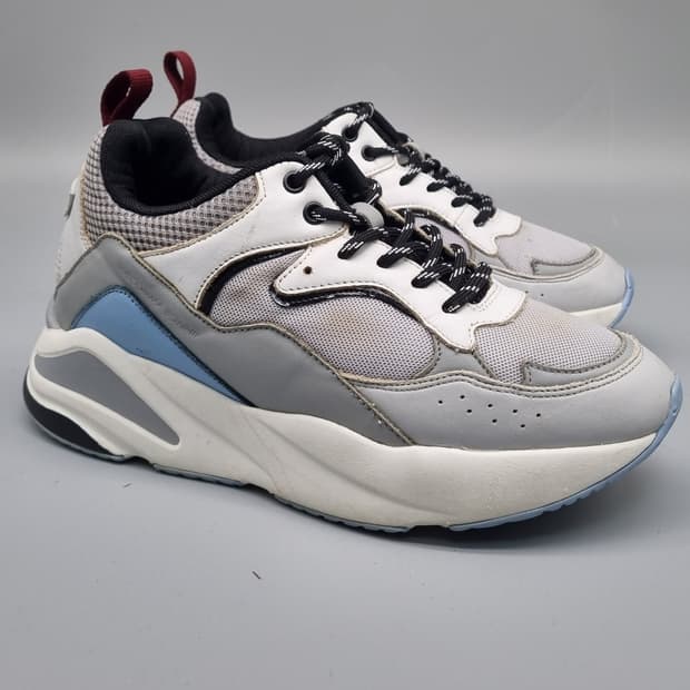 슈콤마보니 풀문 스니커즈255 굽6