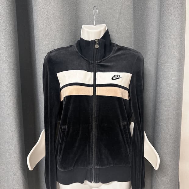 나이키벨벳집업