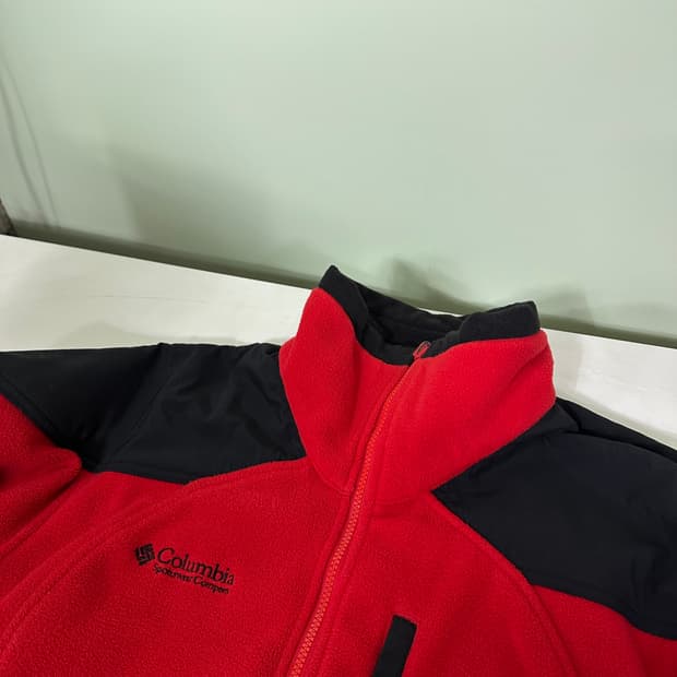 M 컬럼비아 레드블랙 나일론배색 플리스자켓