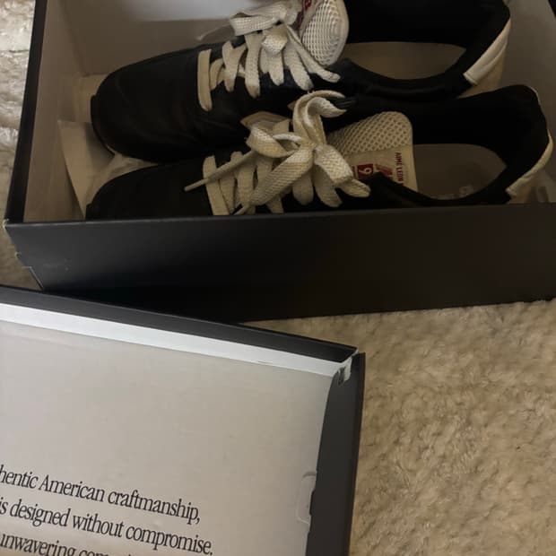 뉴발란스 에임레온도르 996