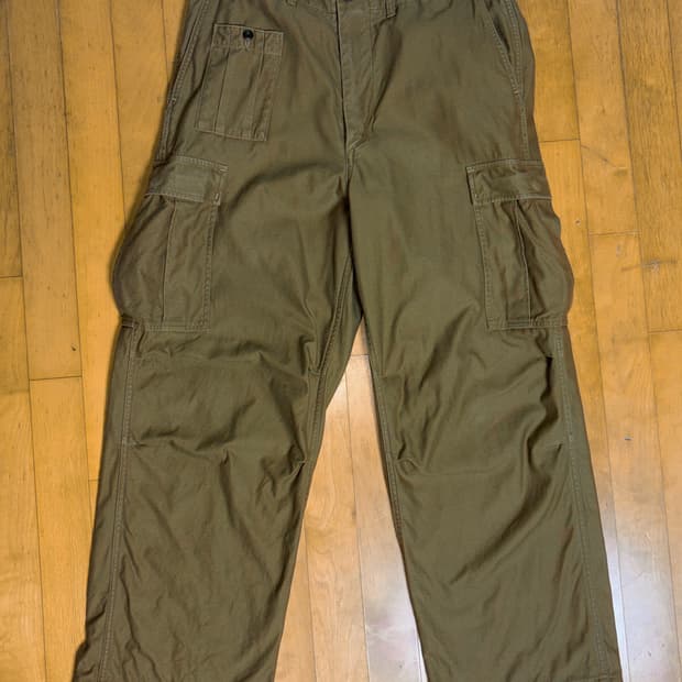 나이젤카본 아미카고 카키컬러