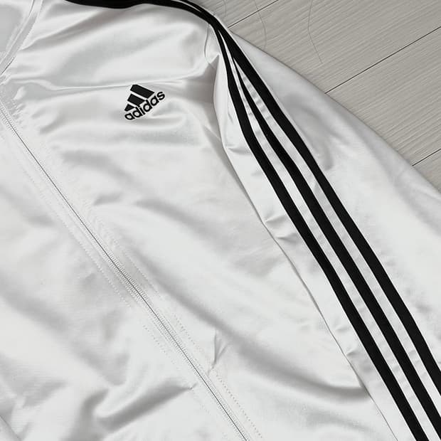 아디다스 흰색 져지 팝니다