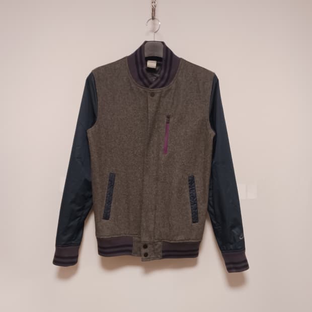 나이키 nsw 울디스트로이어. 자켓