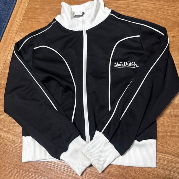 본더치 이미테이션 Y2K 트랙탑