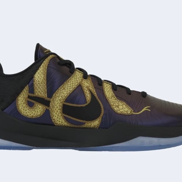 나이키 코비 5 year of the mamba