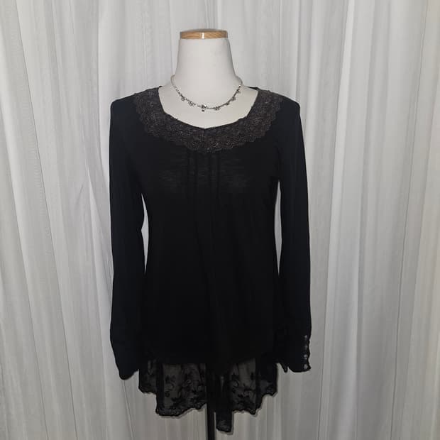 엑시즈팜 공겜 레이스넥 히메 블라우스