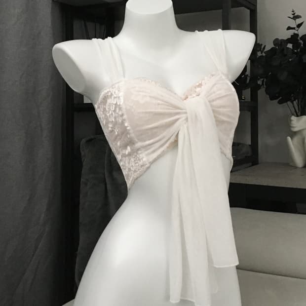 ༒ Princess Lace Ribbon Top