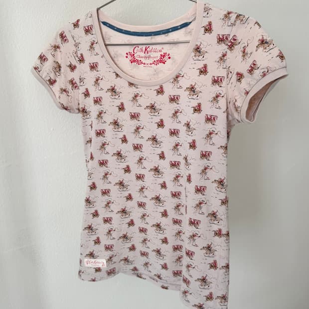 Cath kidstion x uniqlo ๋ฐํํฐ