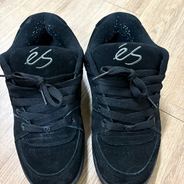 es accel 신발 9사이즈 