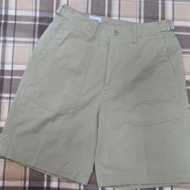 인더로우 / 퍼티그 하프 팬츠 (카키 베이지, 1 size)