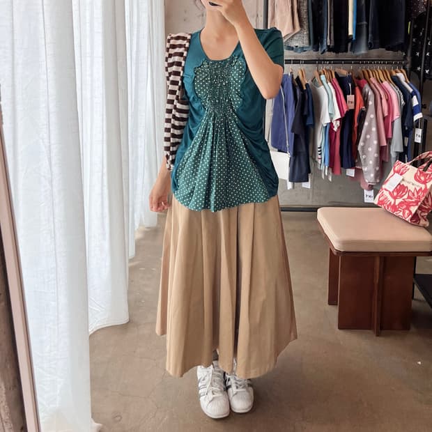 ATSURO TAYAMA 프릴 도트 탑