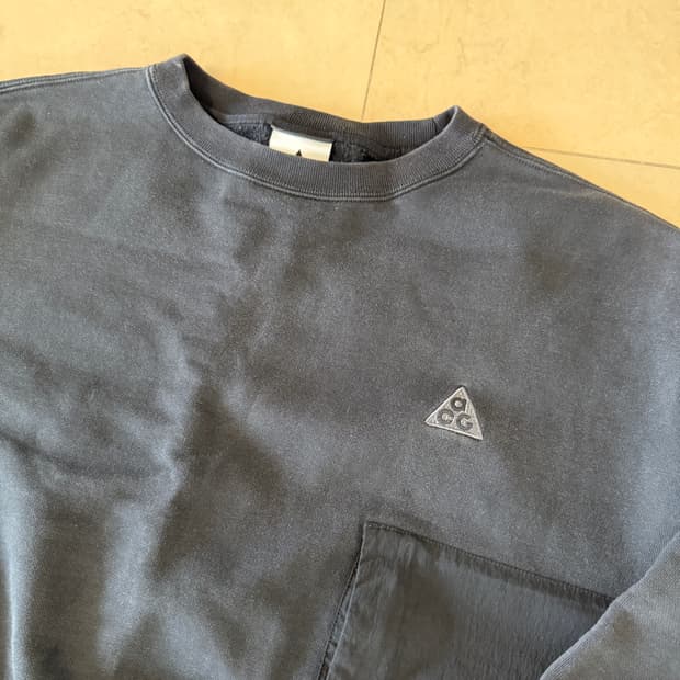 나이키 ACG 나일론 포켓 맨투맨