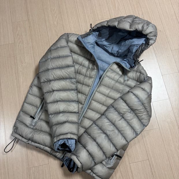 산산기어 서픽스 푸퍼 자켓 그레이