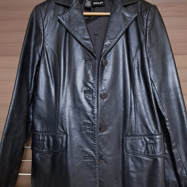 DKNY 소가죽 검정자켓