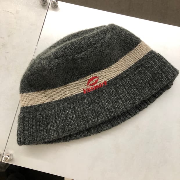 키스마크 니트 버킷햇