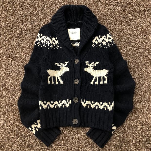 S 아베크롬비 사슴 하트 패턴 가디건