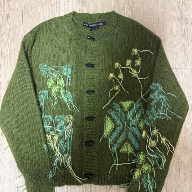 앤더슨벨 가디건 L 새상품