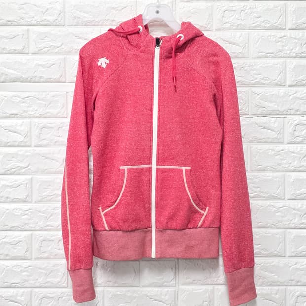 택포// 데상트 핑크 후드 집업 S 