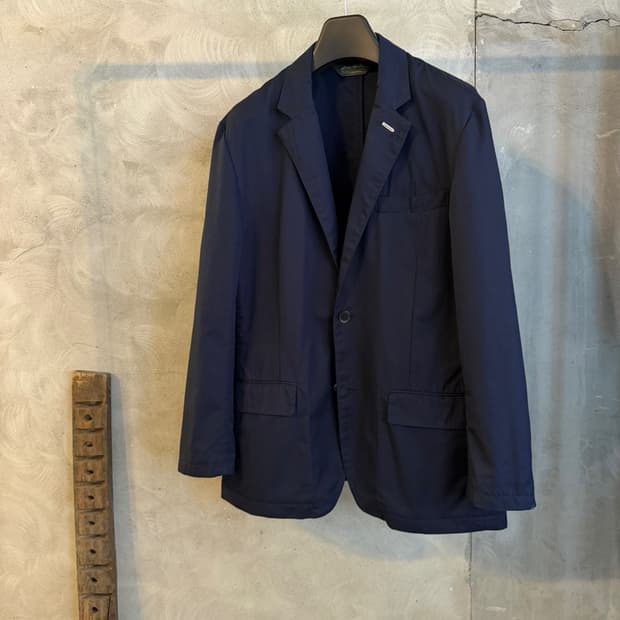 에디바우어 테일러드 자켓 100