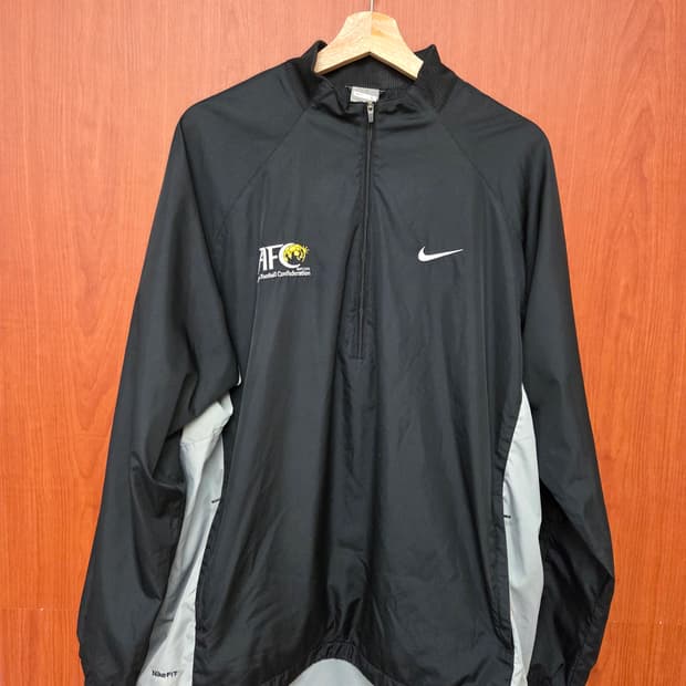 나이키 올드스쿨   반집업