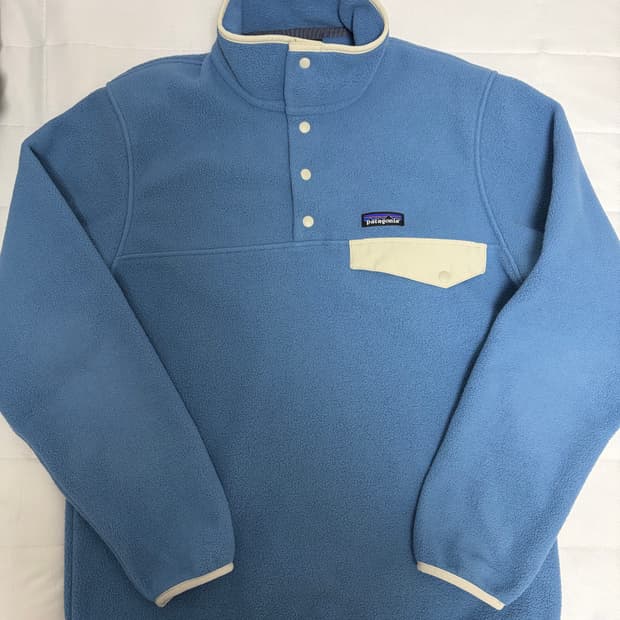 파타고니아 신칠라 스틸블루 M 판매합니다