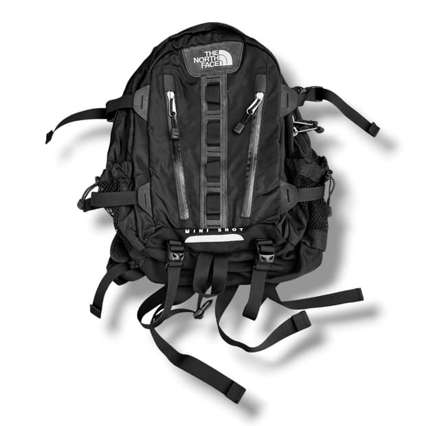 노스페이스 미니샷 블랙 백팩 12L
