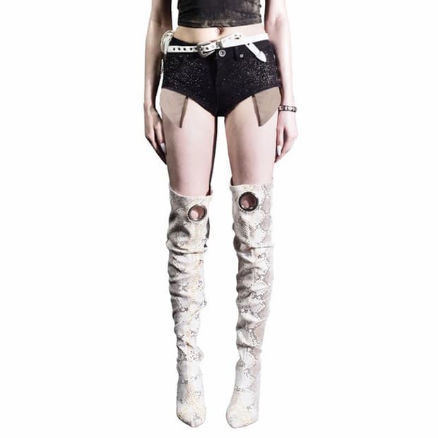 Kimyo 키묘 HOT STONE MICRO SHORTS IN BLACK