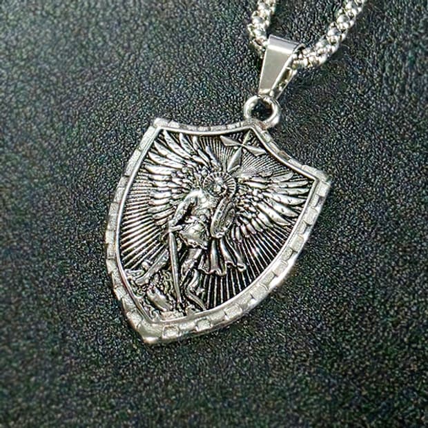 Divar 티타늄 펜던트 빈티지 엔틱 천사 방패 엘블럼 남자 목걸이
