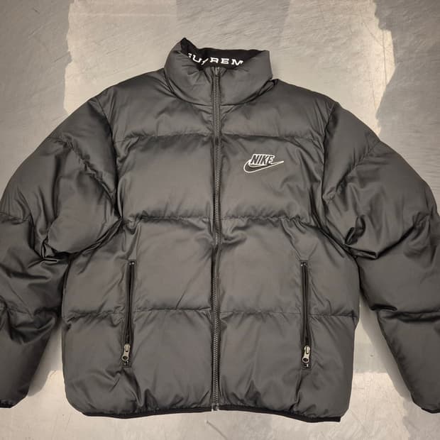 21ss 슈프림x나이키 리버시블 퍼피 자켓