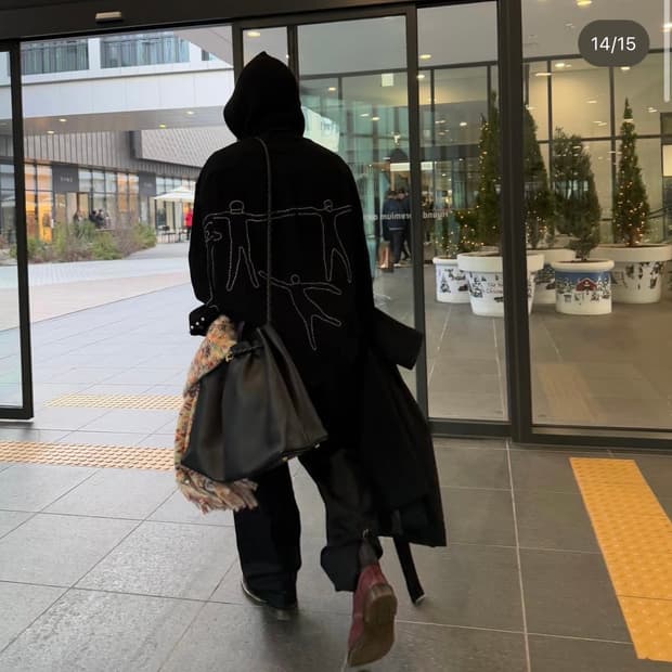 닥터마틴 X MM6 트위스트 버지니아