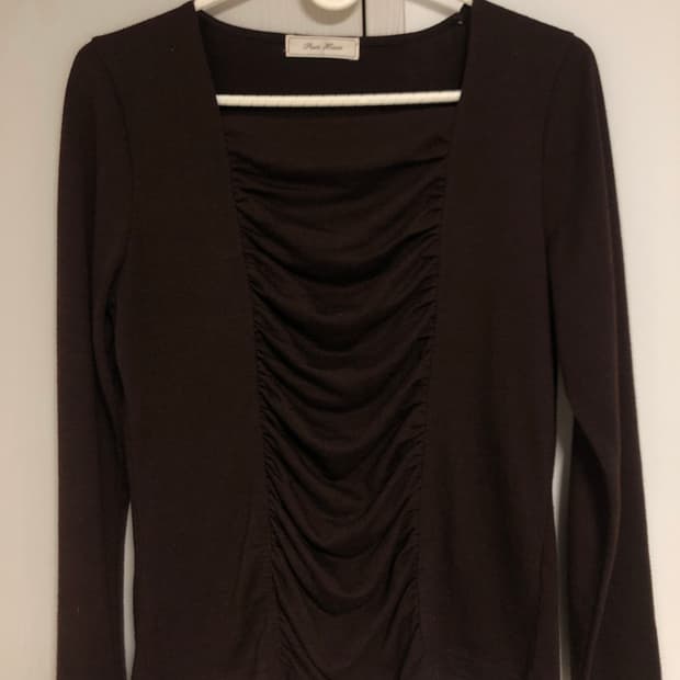 차일드매거진 셔링 롱슬리브 카모메산장와이즈걸선가든파티파우닝133샵502