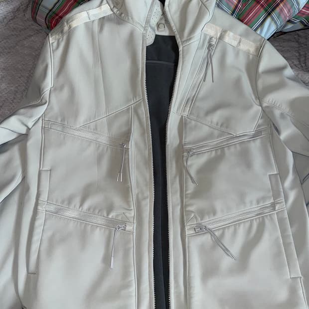 Cp컴퍼니 shell -r mixed Goggle 바람막이 회색 팝니다