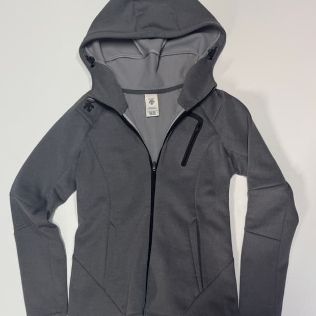 여성 데상트 기능성 트레이닝 기모 후드집업 그레이