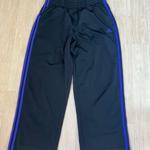 아디다스 00‘s 트랙팬츠