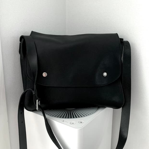 마가렛 호웰 한정판 브라이들 레더 숄더백