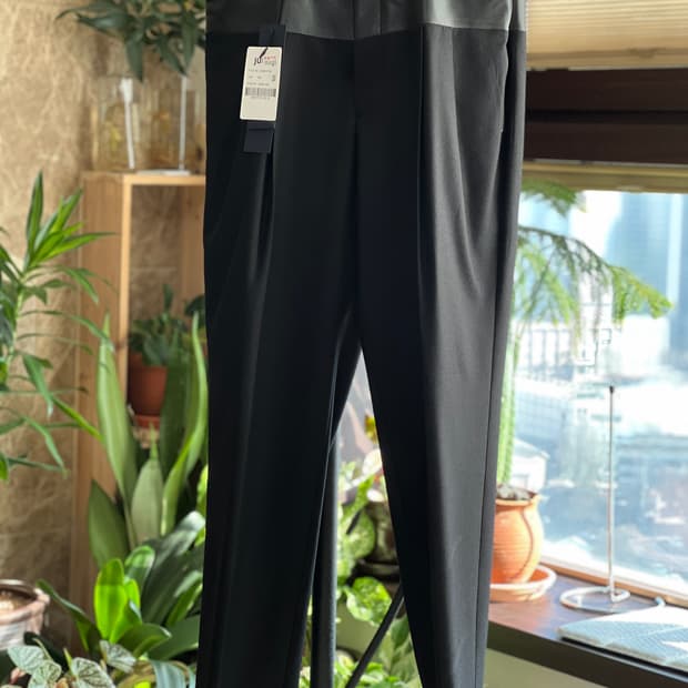 준지 16FW 리얼양가죽 배색 지퍼 디테일 팬츠 (블랙) 46사이즈