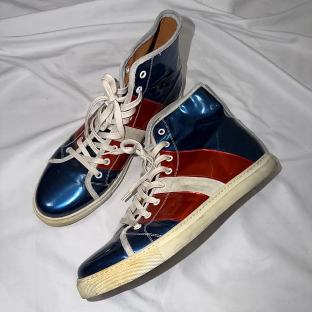 마크 제이콥스 페이던트 레더 하이탑